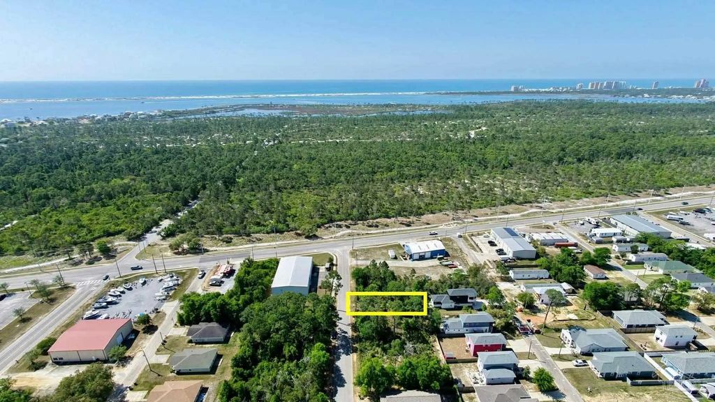 5419 Plateau Rd, Pensacola