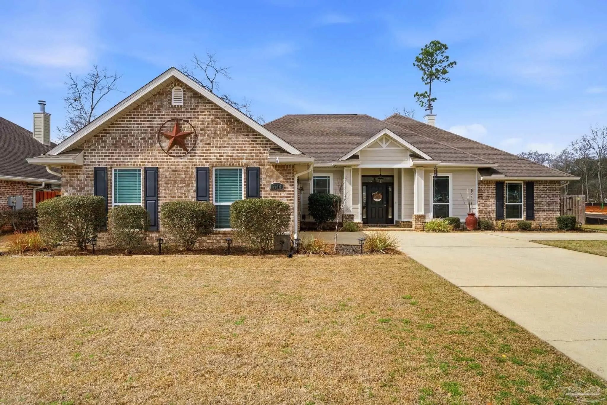 Photo of Listing #678047