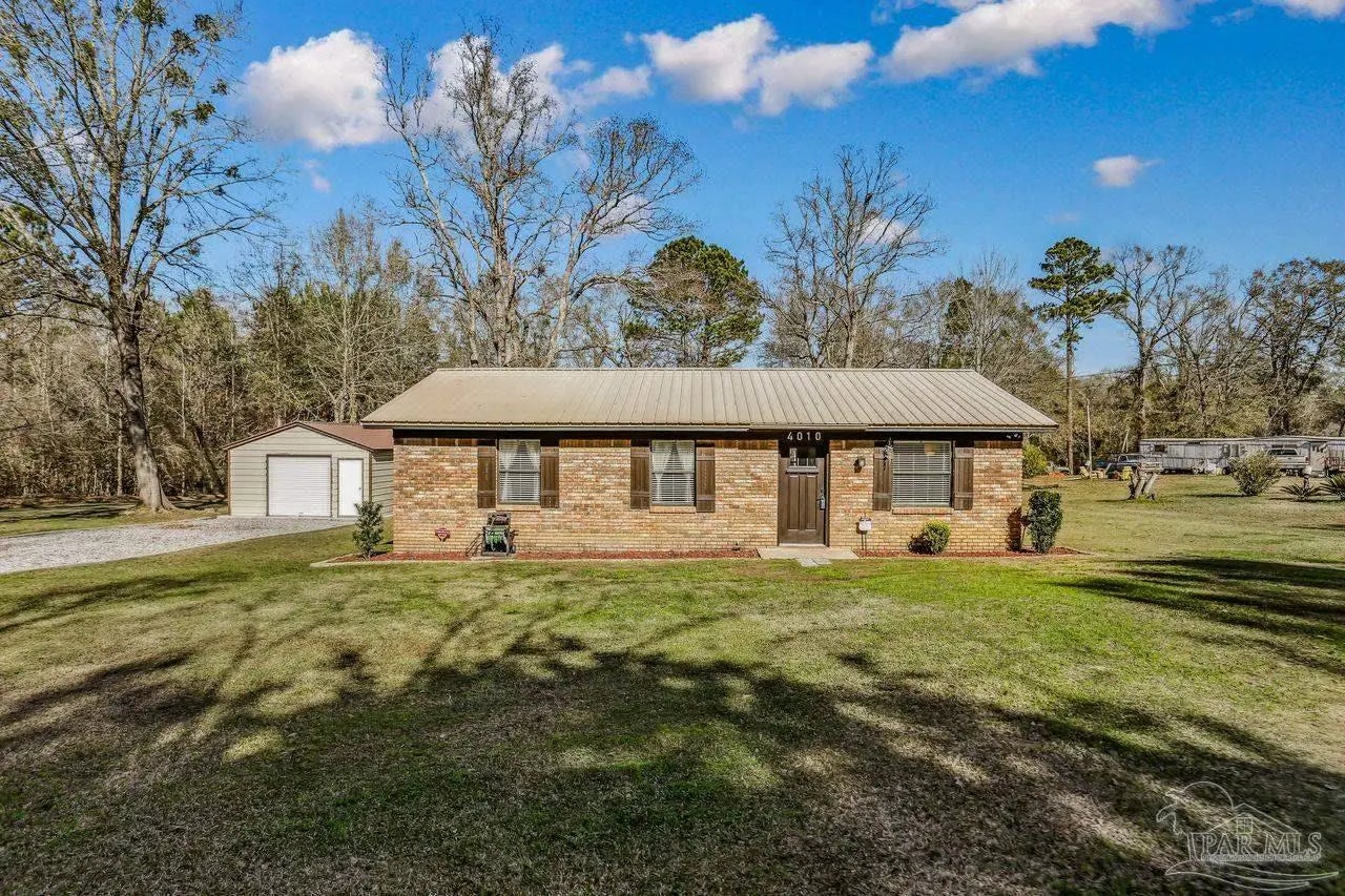 Photo of Listing #676428