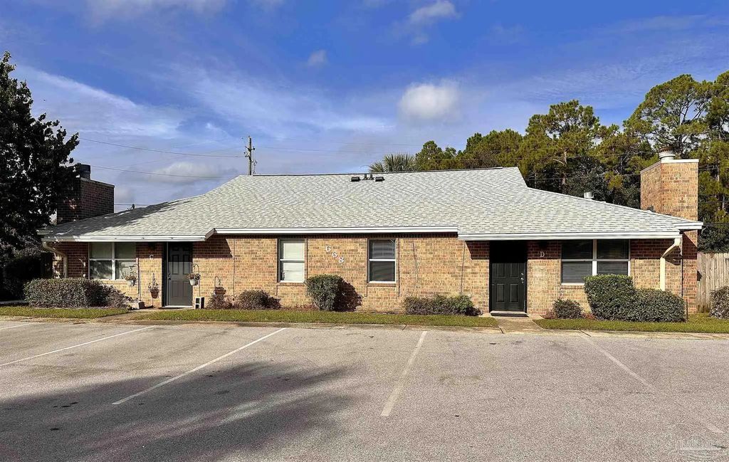 668 72nd Ave #d, Pensacola