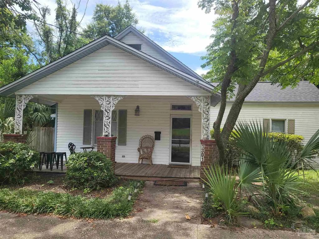 1301/1305 E La Rua St, Pensacola