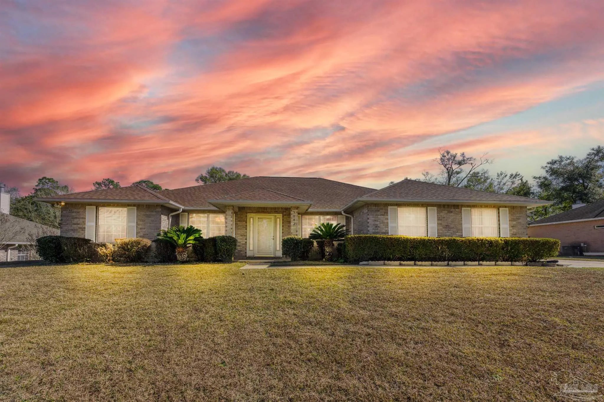 Photo of Listing #675920