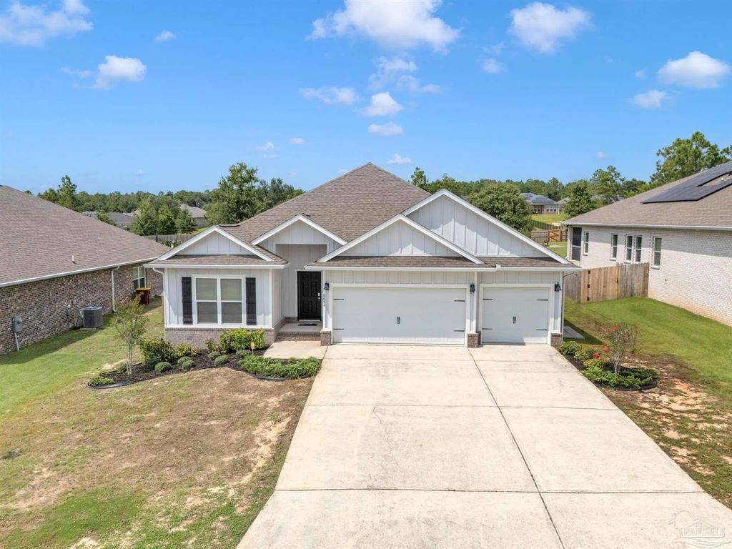 8094 Majestic Cypress Dr, Milton