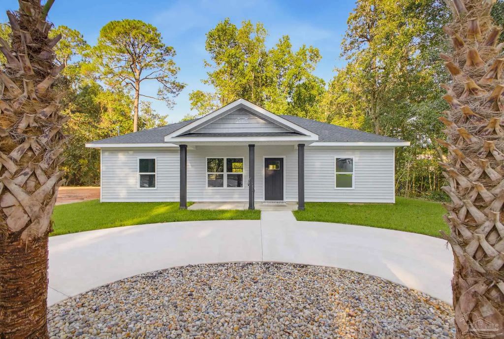 4145 Woodfin Cir, Pace