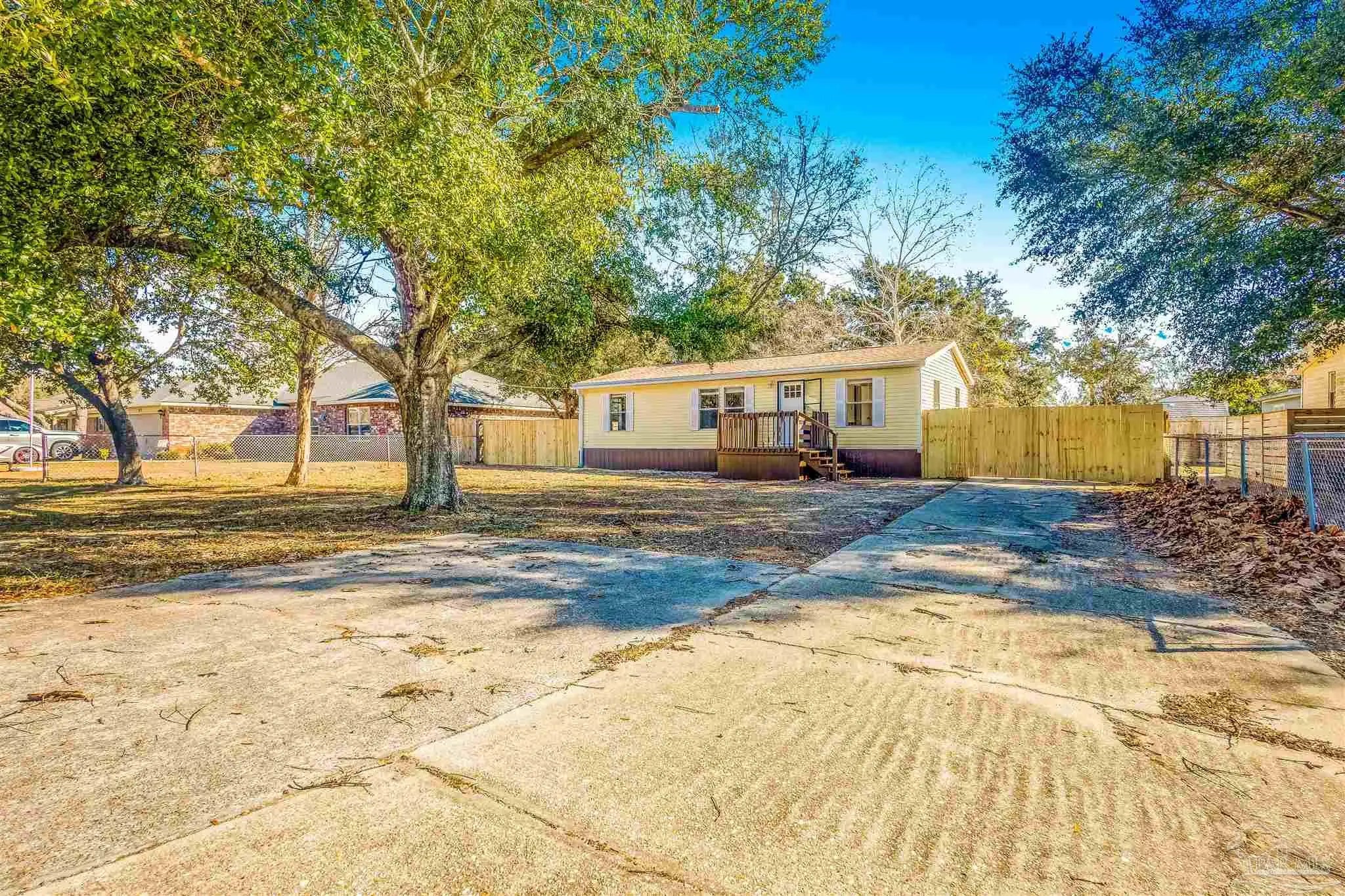 Photo of Listing #676818