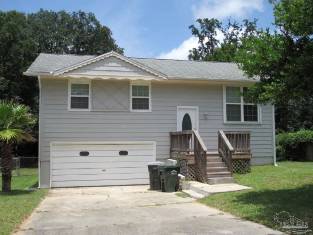 5407 Charbar Dr, Pensacola