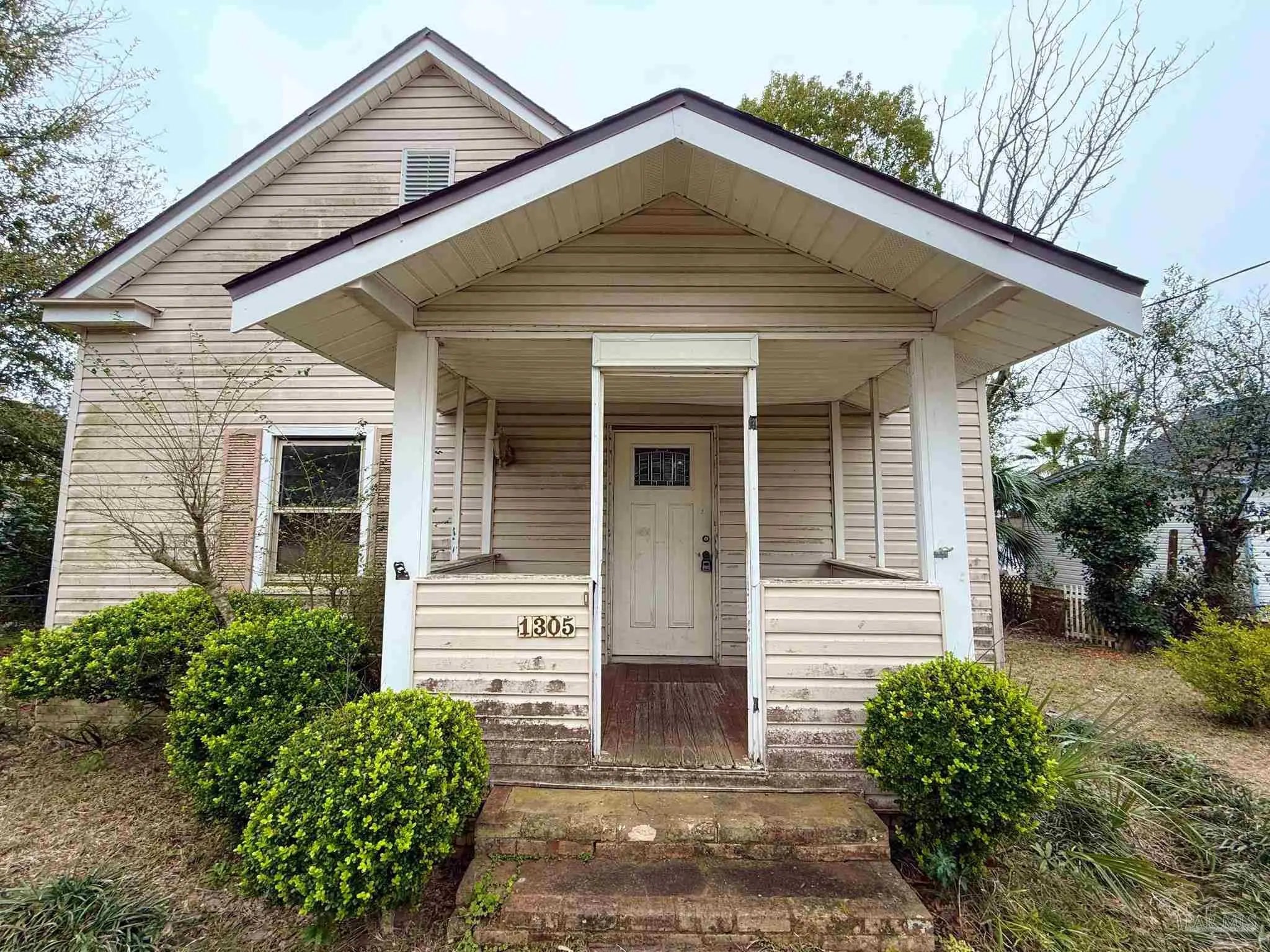 Photo of Listing #677568