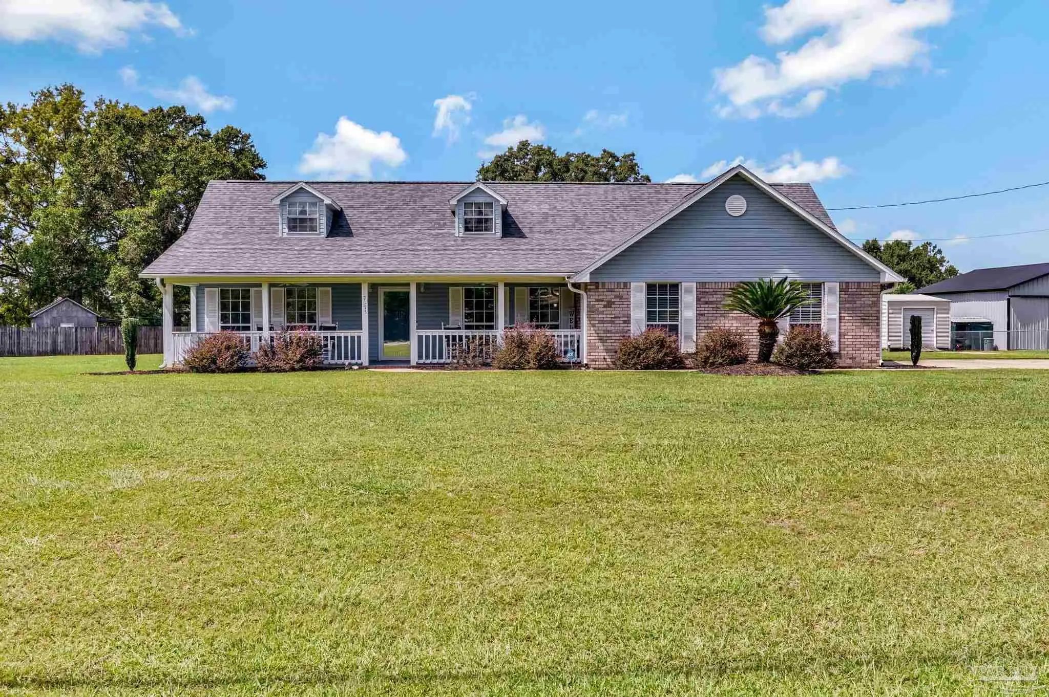 Photo of Listing #689220