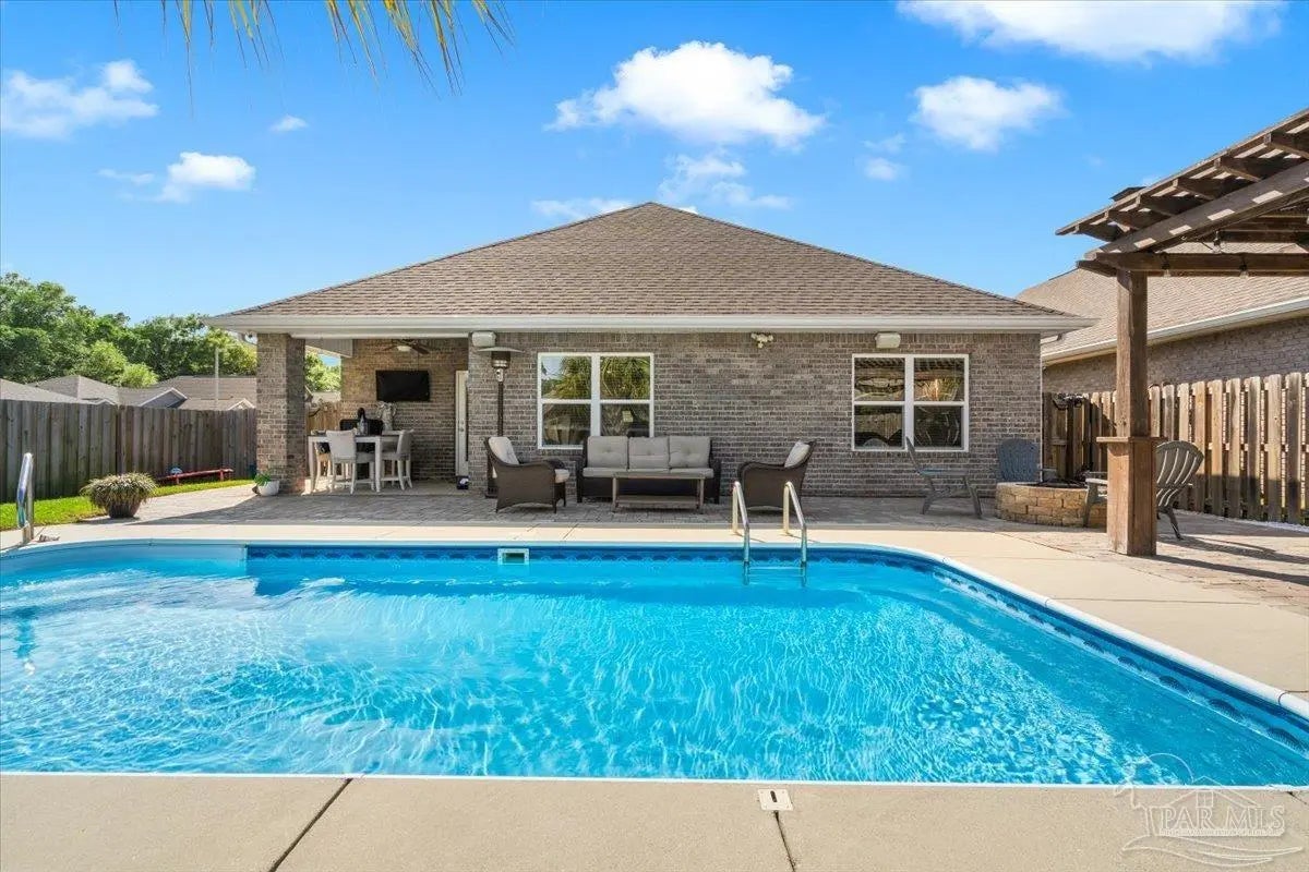 Photo of Listing #680668