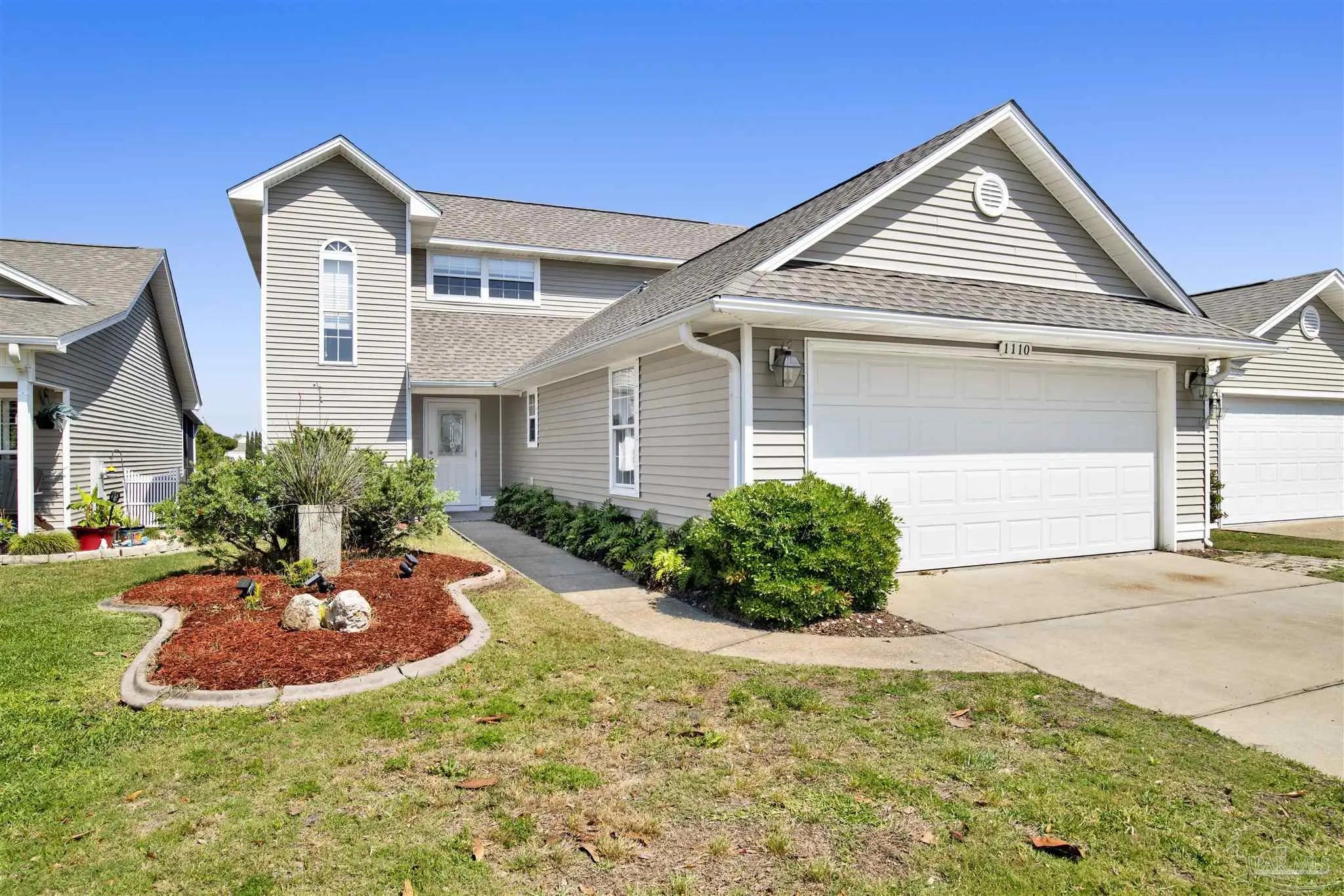 Photo of Listing #680471