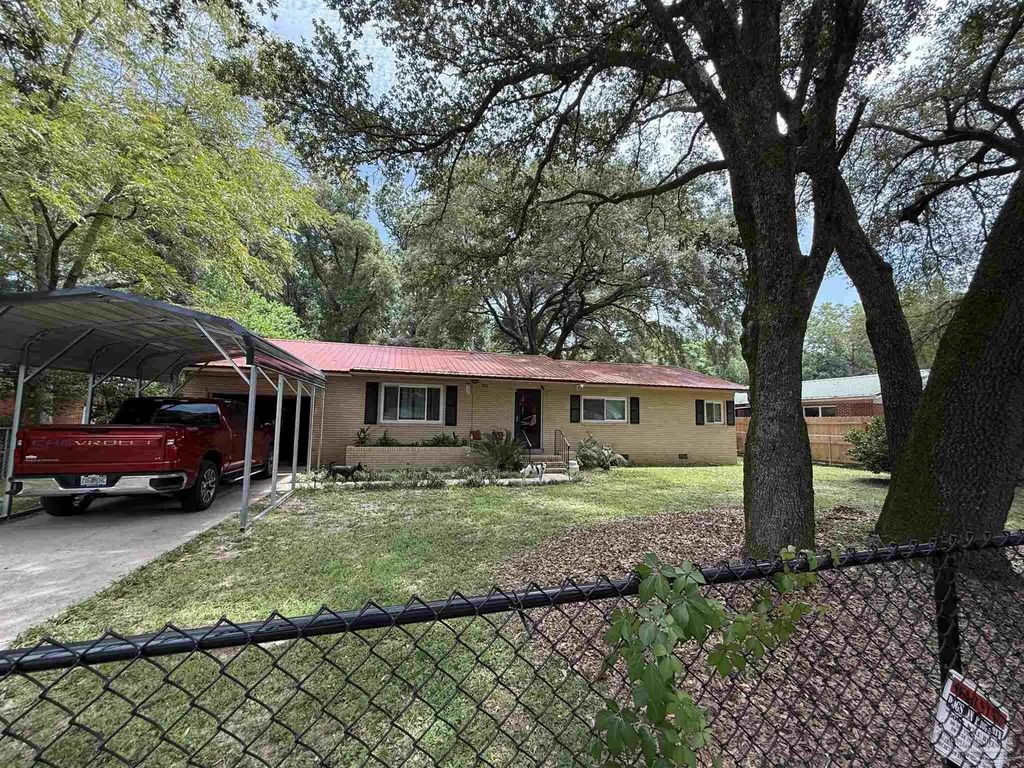 5988 Pursley Ave, Pensacola