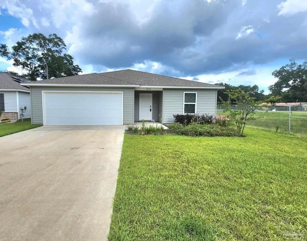 7840 Maxton Rd, Pensacola