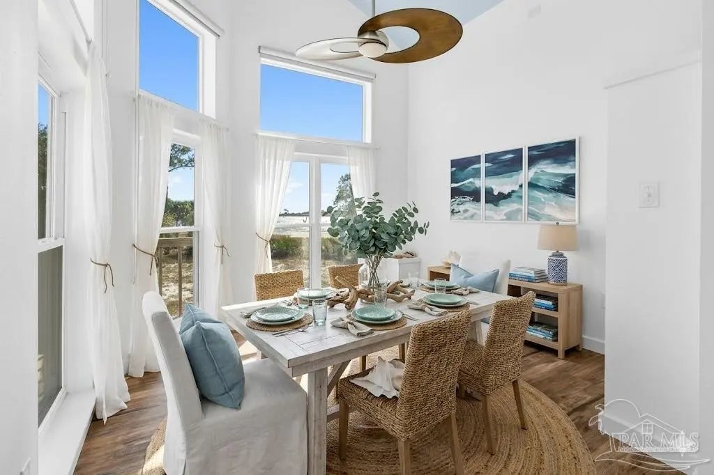 Photo of Listing #677067