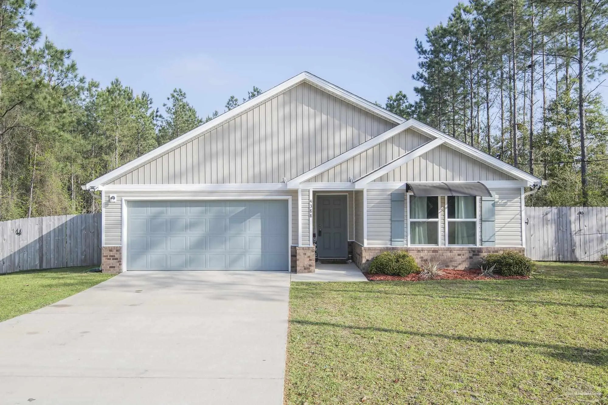 Photo of Listing #679979