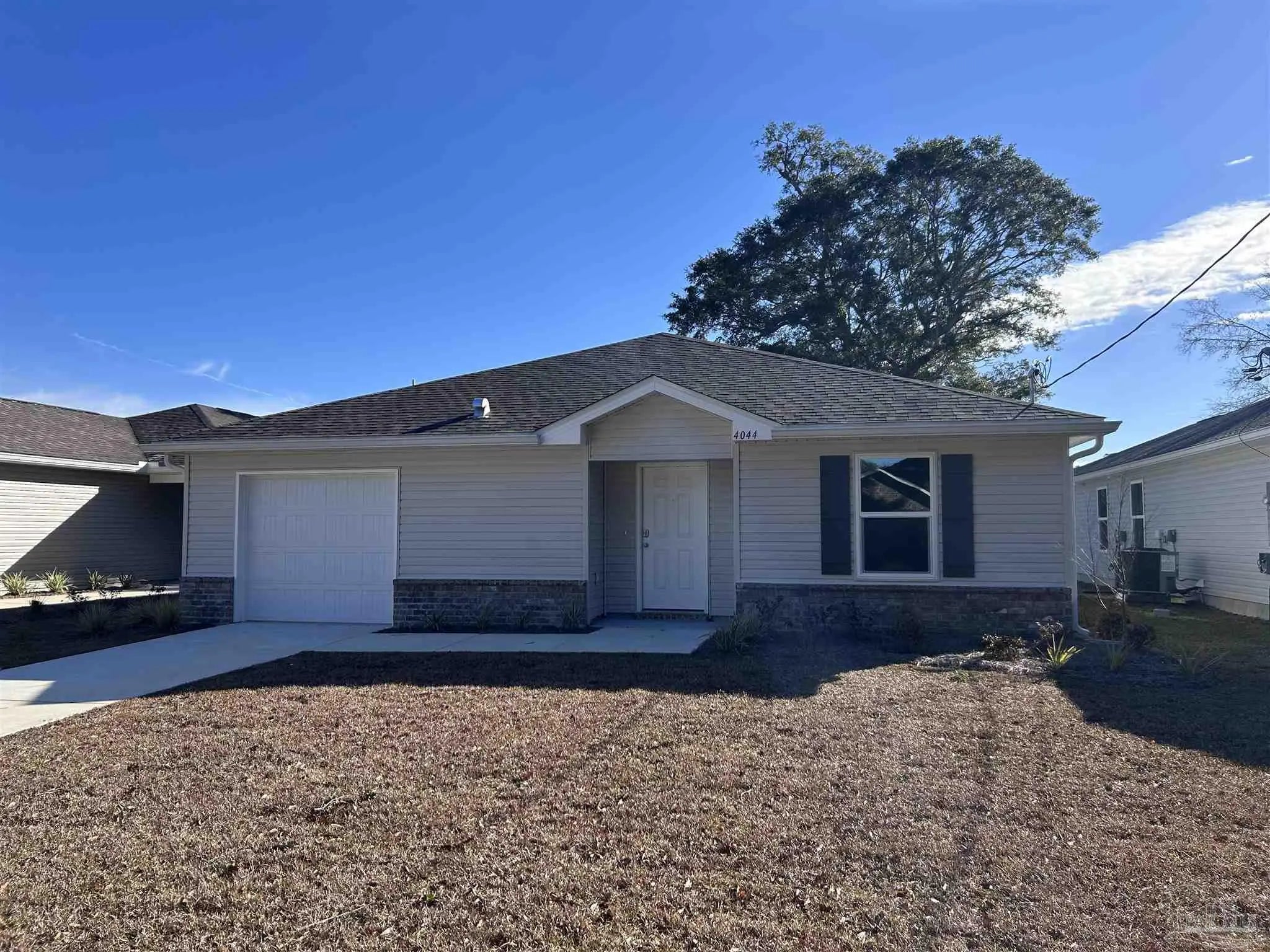 Photo of Listing #664632