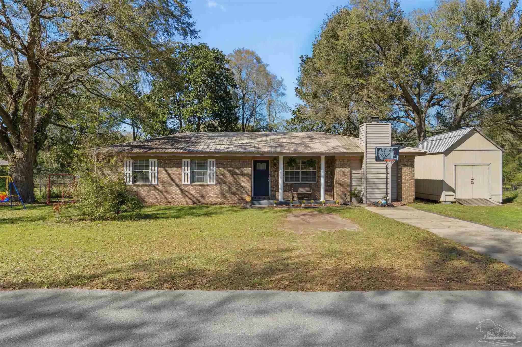 Photo of Listing #676856