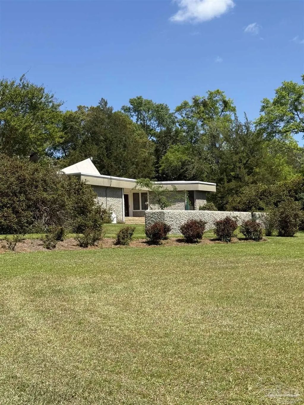 5516 Molino Rd, Molino