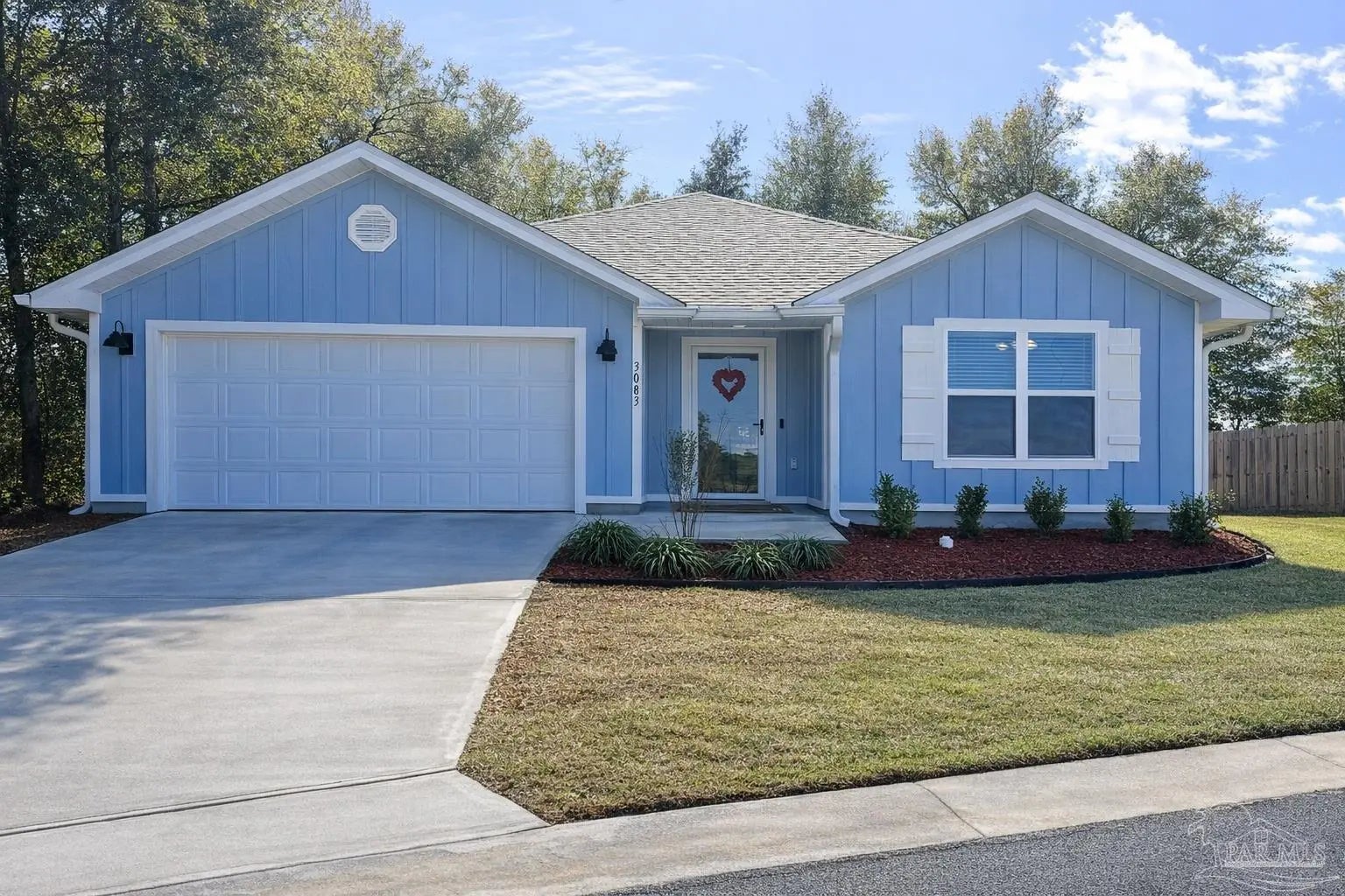 Photo of Listing #677214