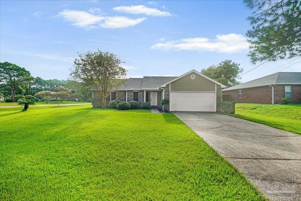 2531 Houston Cir, Gulf Breeze