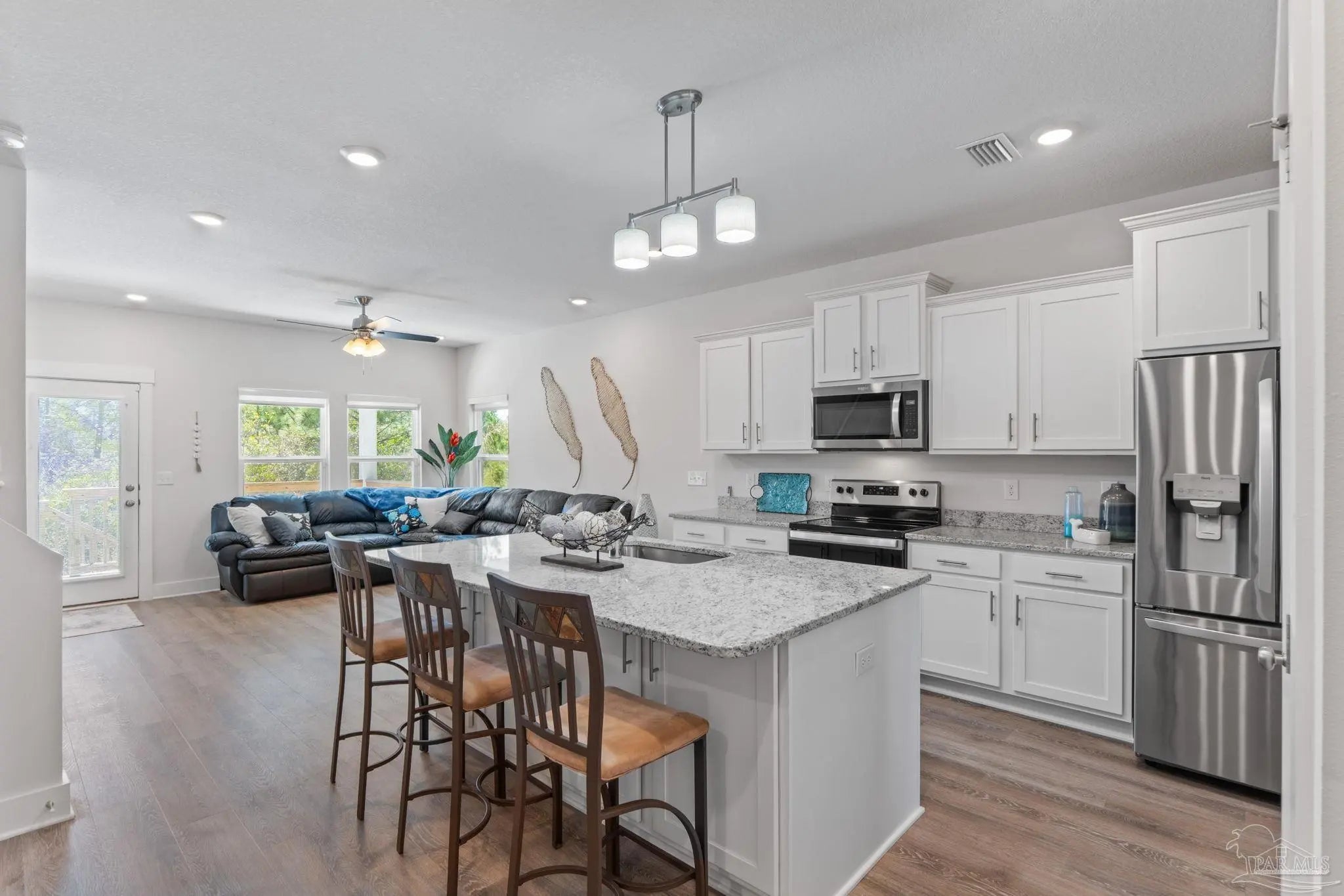 Photo of Listing #660465