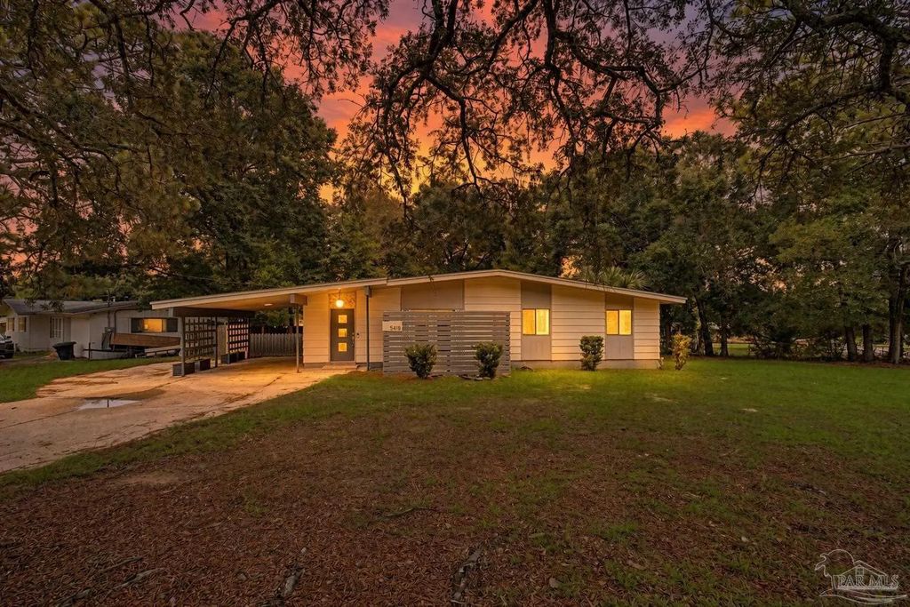 5418 Thornhill Rd, Pensacola