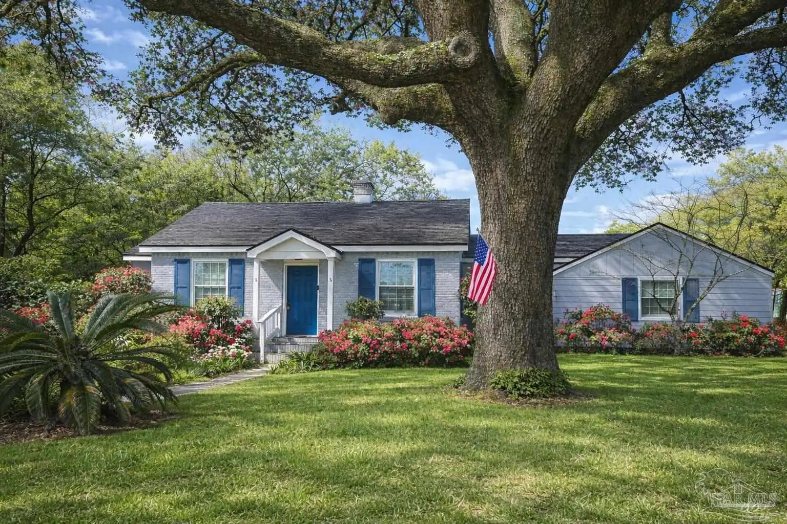 Photo of Listing #679542