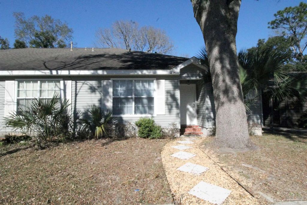 2340 Shoal Creek Dr, Pensacola