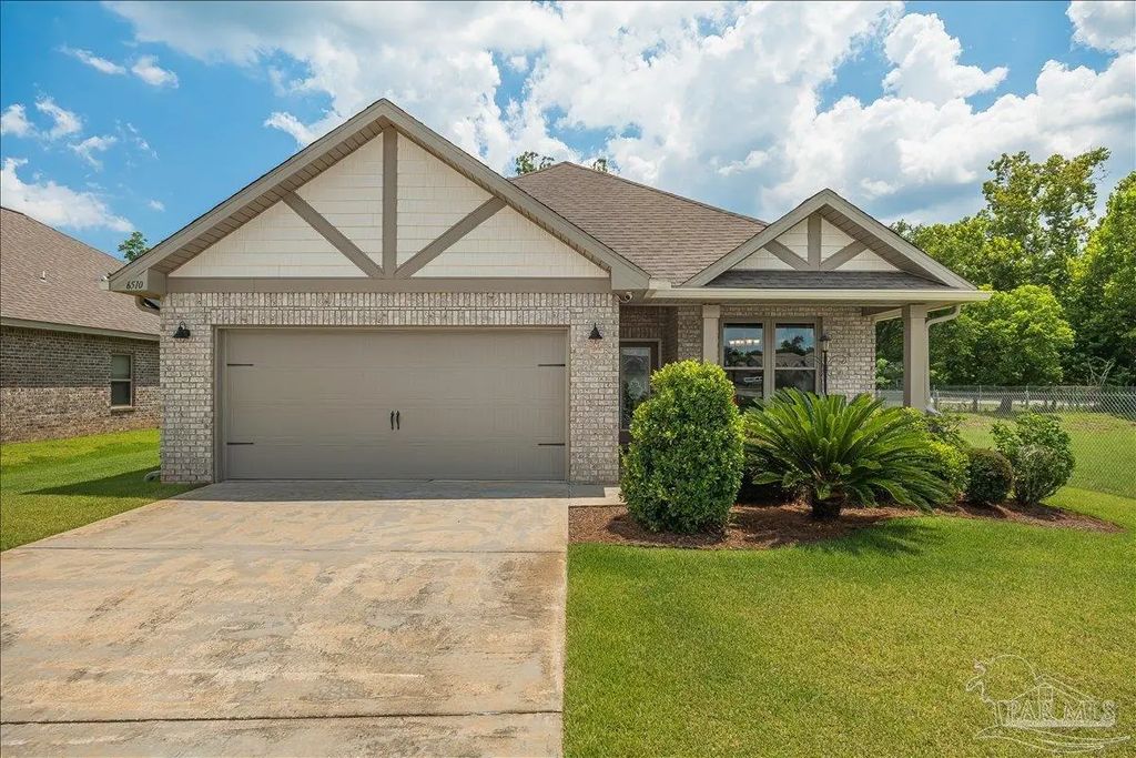 6510 Covington Cir, Pensacola