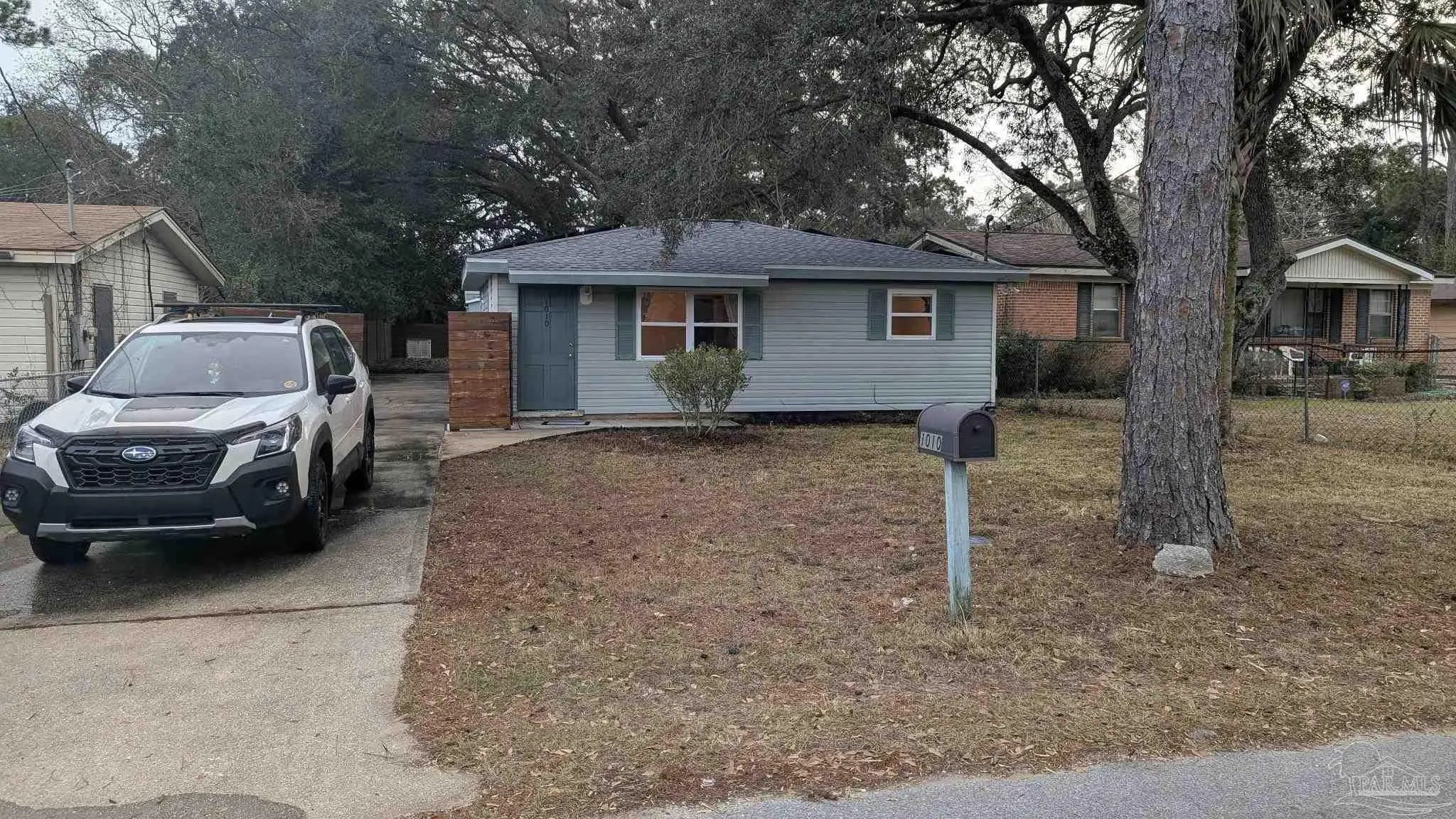 Photo of Listing #677321