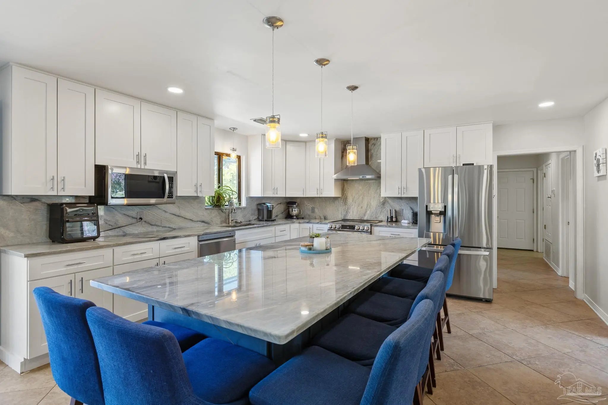 Photo of Listing #673082