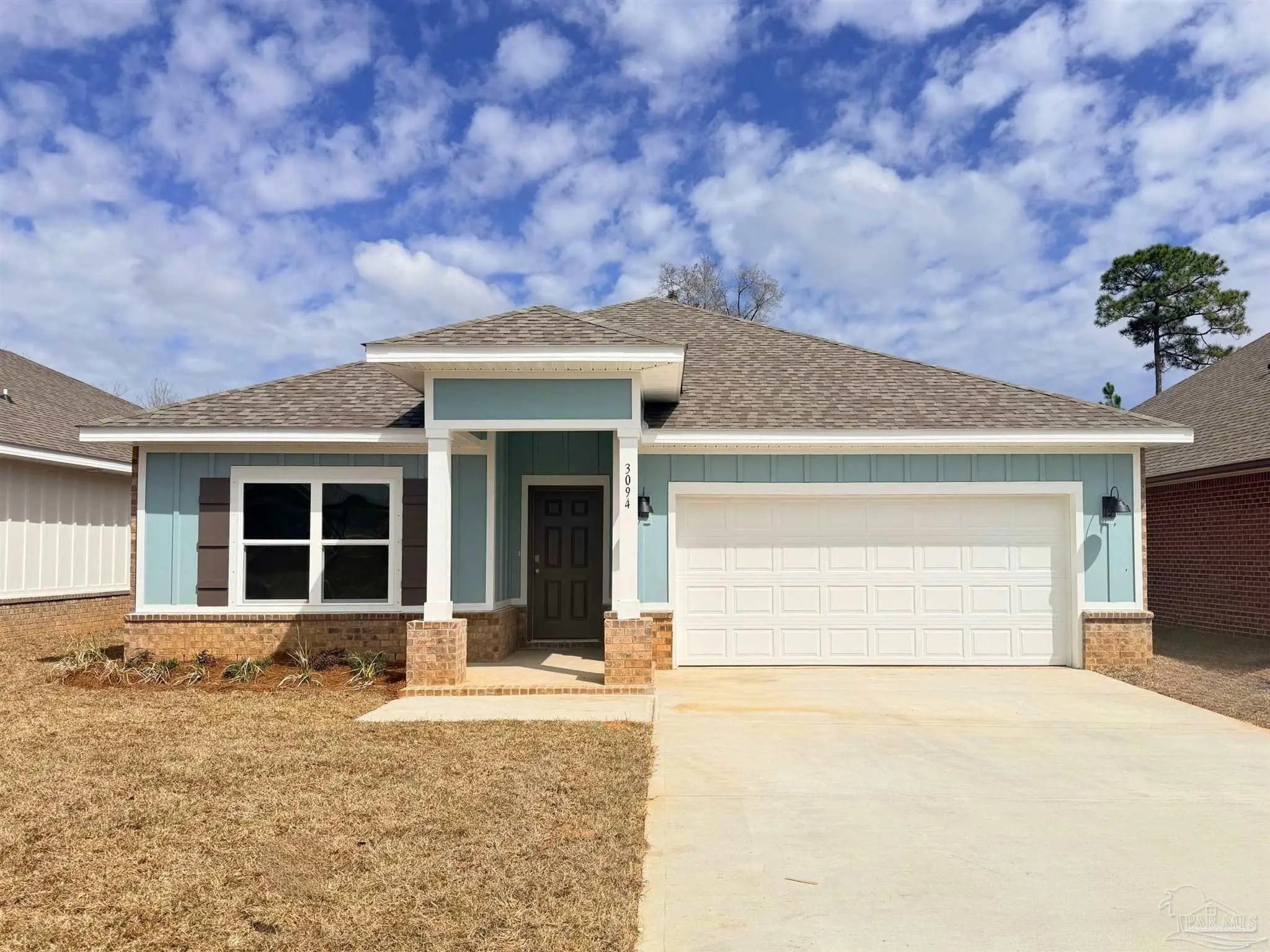 Photo of Listing #680496