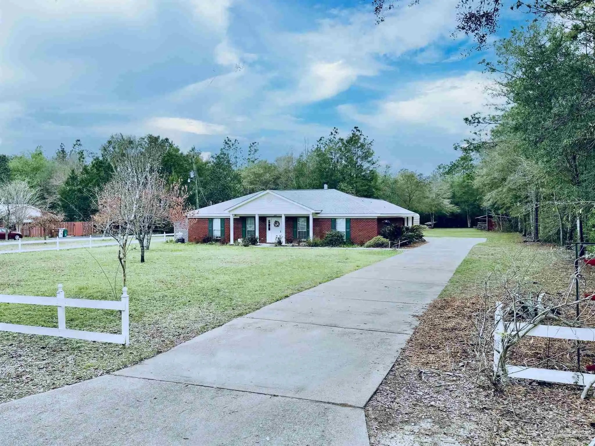 Photo of Listing #676476