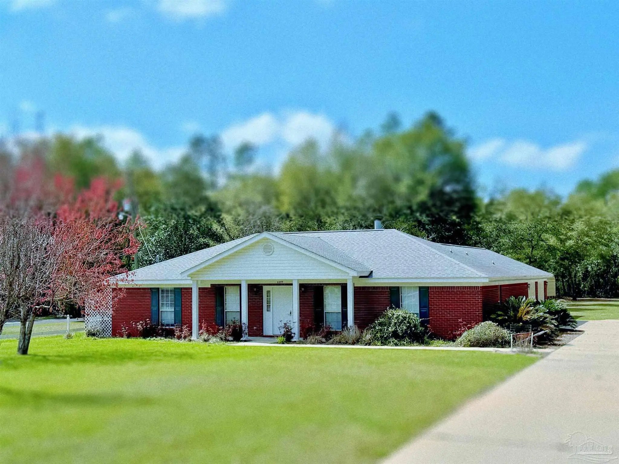 Photo of Listing #676476