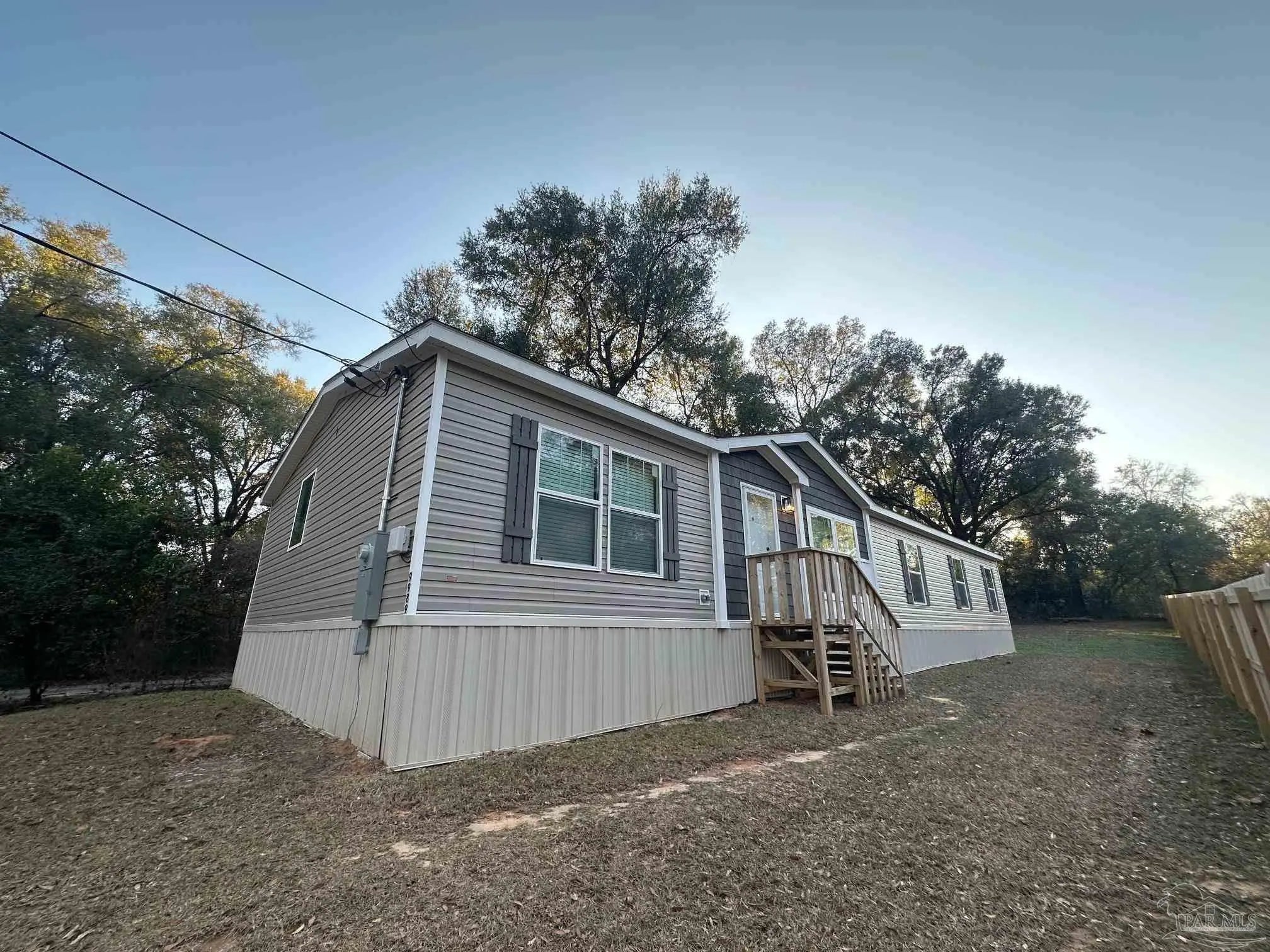 Photo of Listing #676993