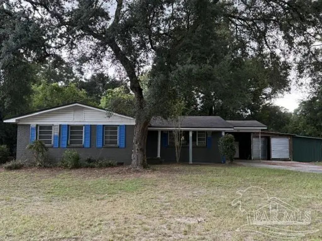 6383 Sunnyside Dr, Milton