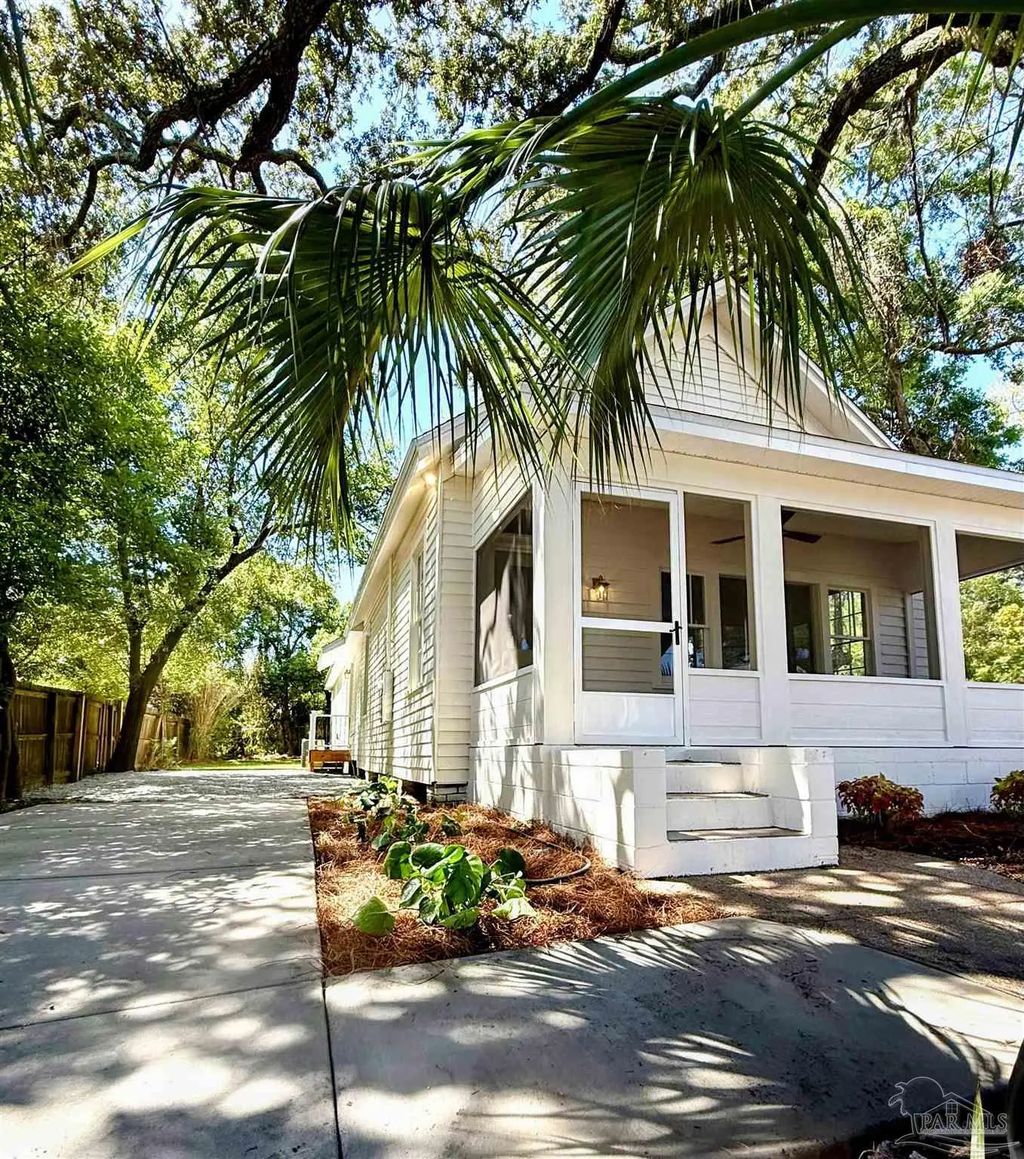 217 N Barcelona, Pensacola