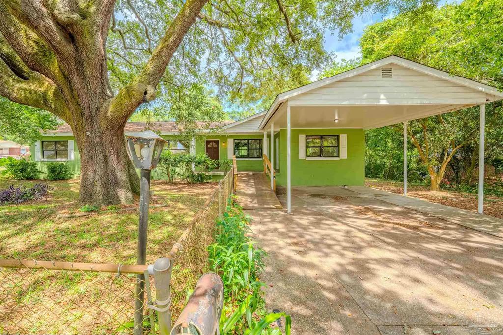 430 N V St, Pensacola