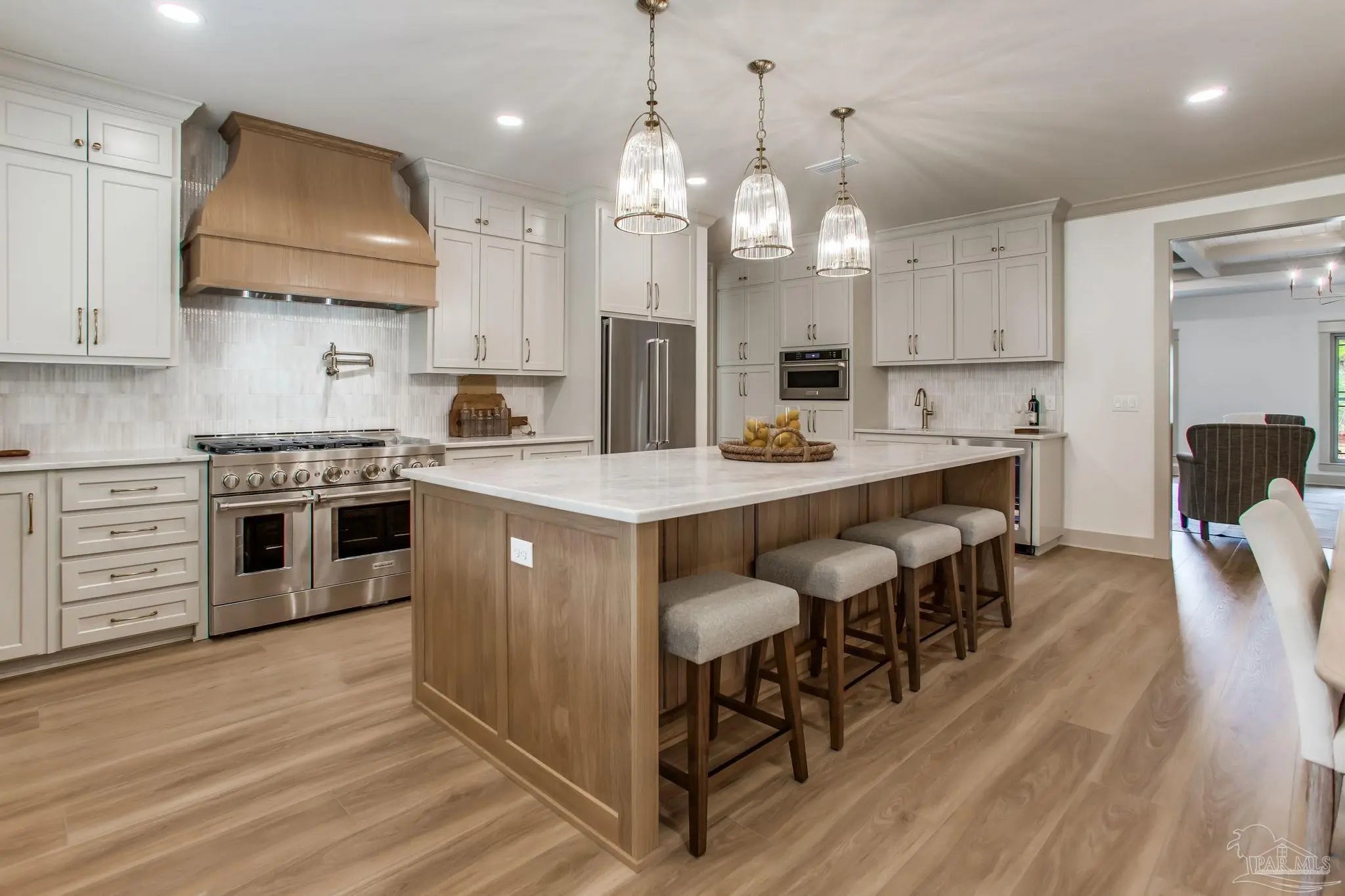 Photo of Listing #671524