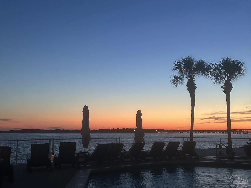 100 Gulf Shore Dr #306, Destin