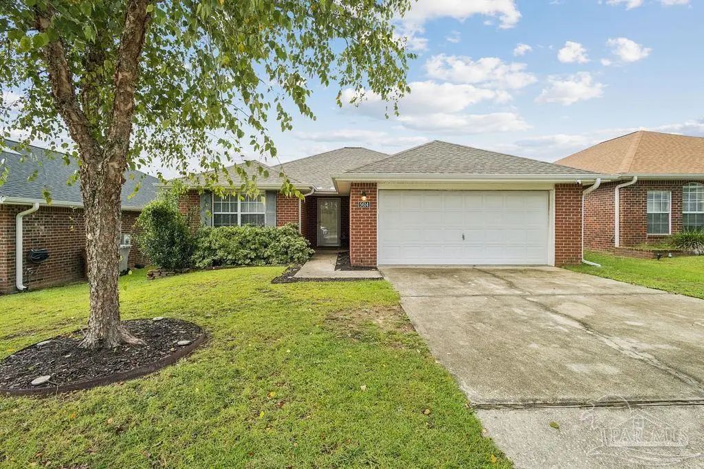 5614 Silver Star Ct, Milton