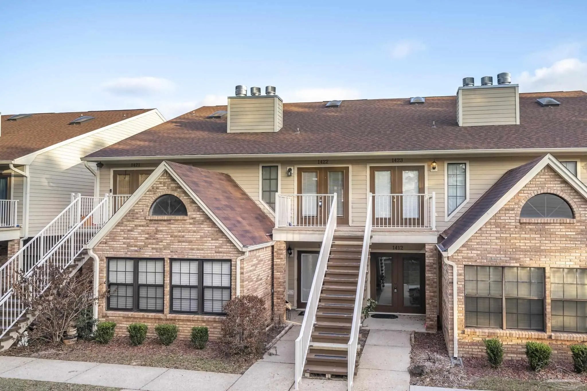 Photo of Listing #680751