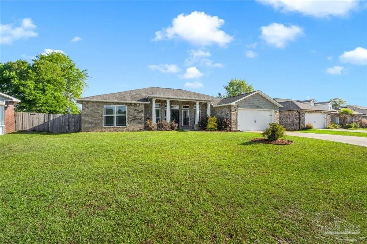 Photo of Listing #681096