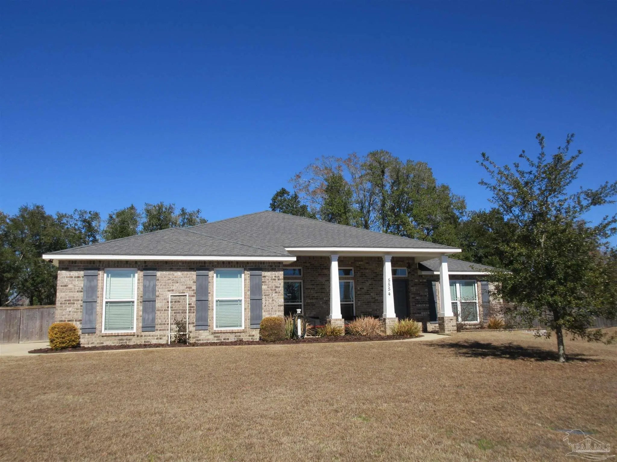 Photo of Listing #677785