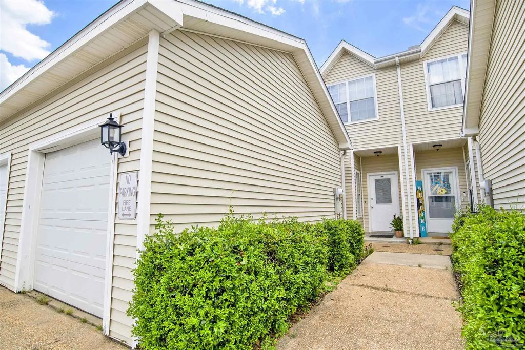 601 E Burgess Rd #k11, Pensacola