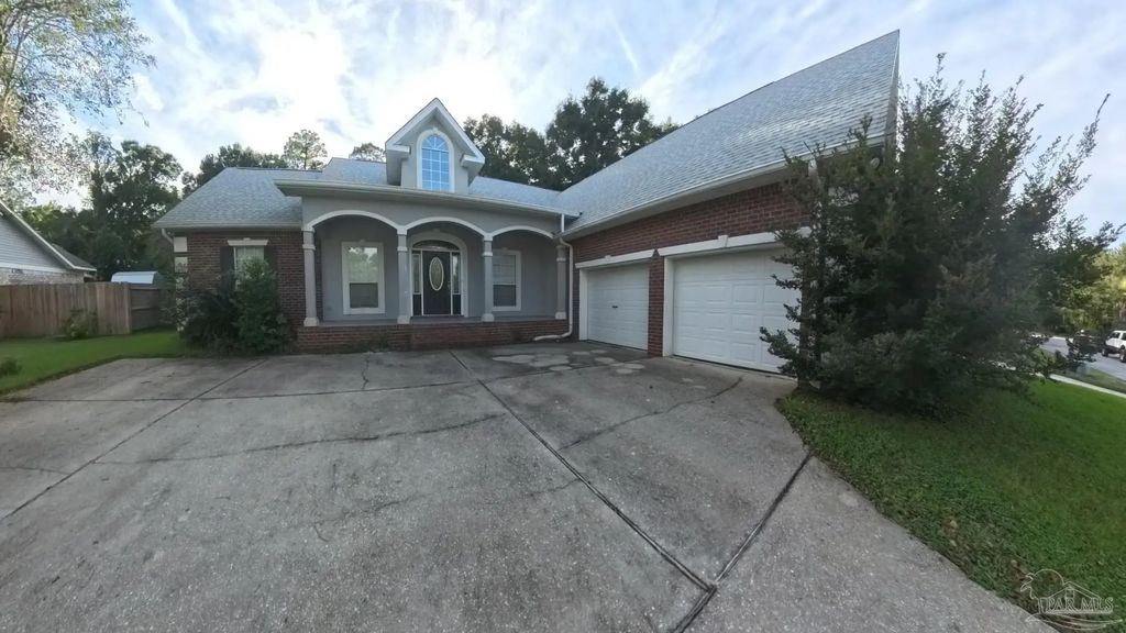 1441 Chalet Pl, Pensacola