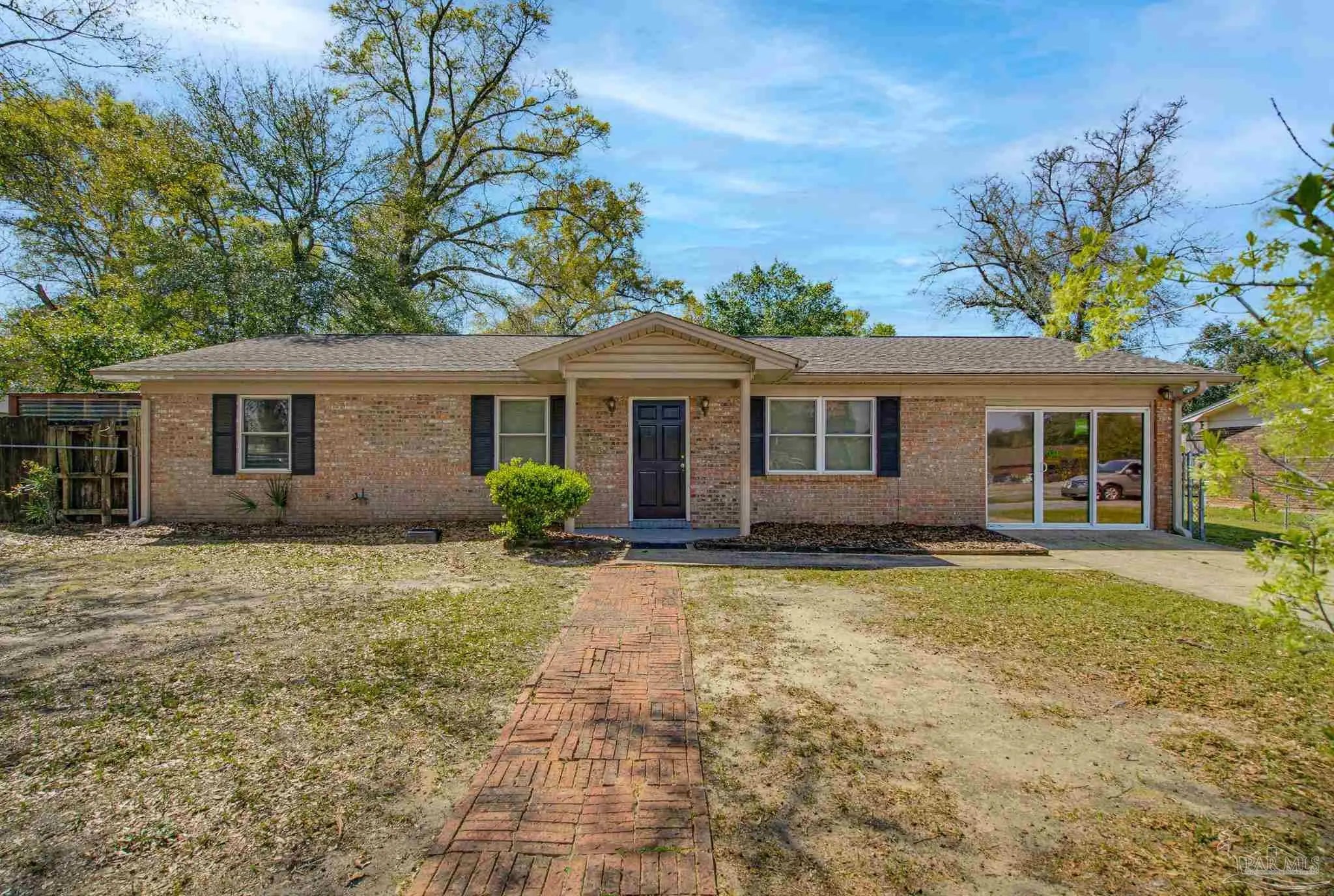 Photo of Listing #680519