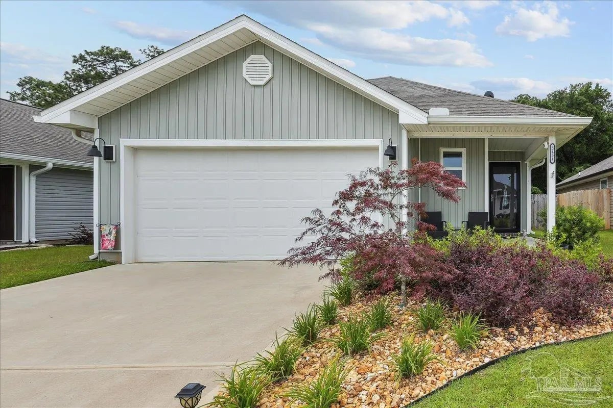 Photo of Listing #675842