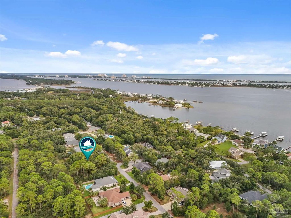 16570 Innerarity Pt Rd, Pensacola