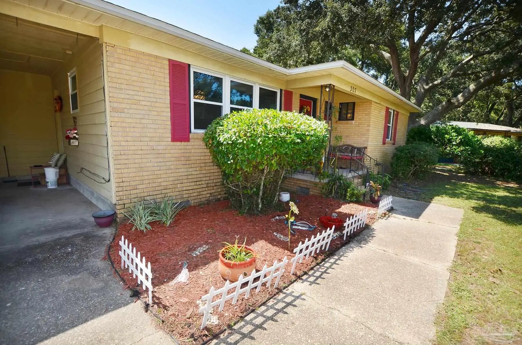 Photo of Listing #670754