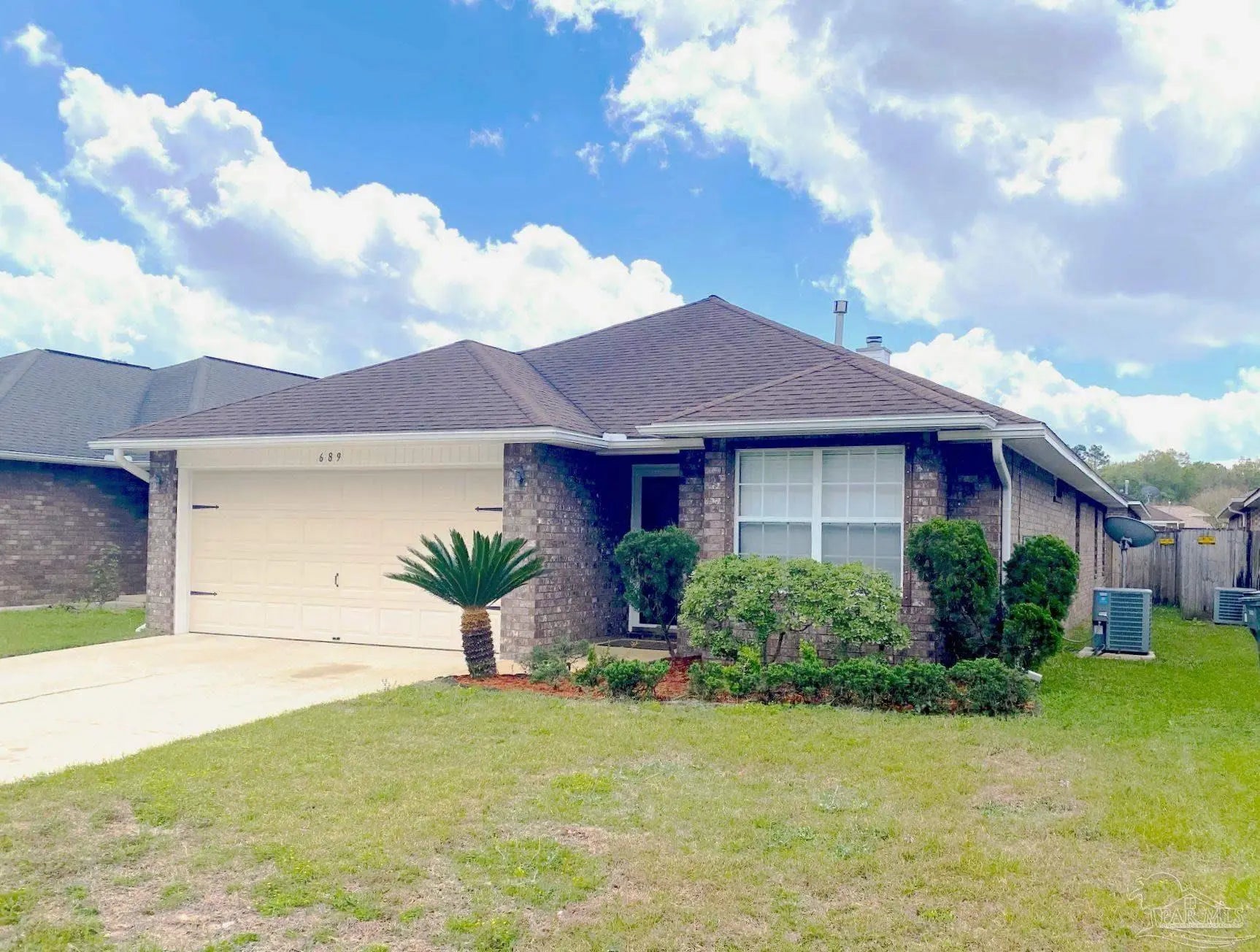 Photo of Listing #676639